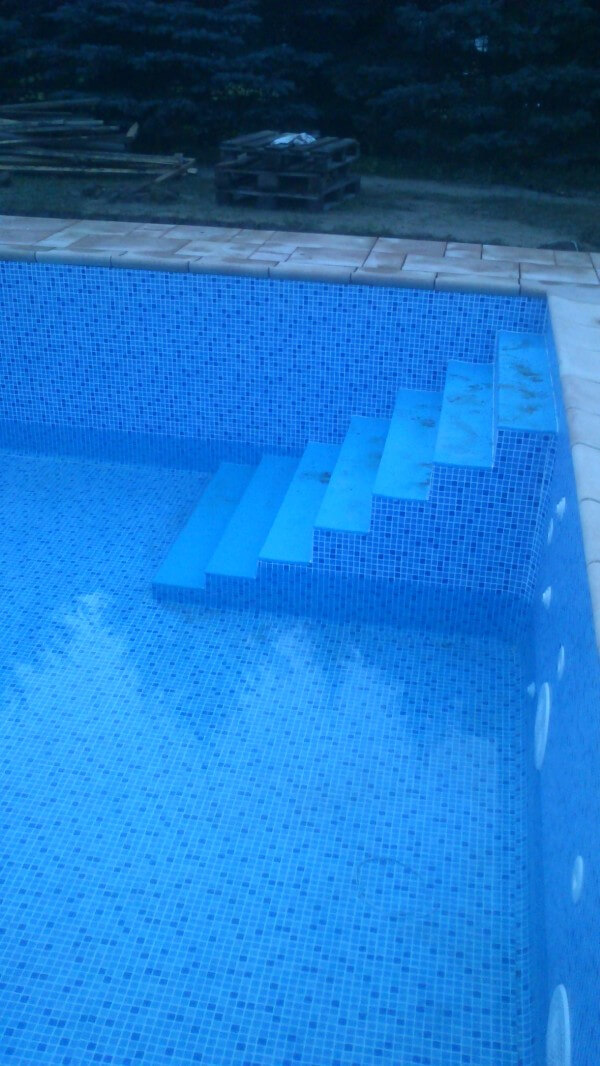 Firma budująca baseny